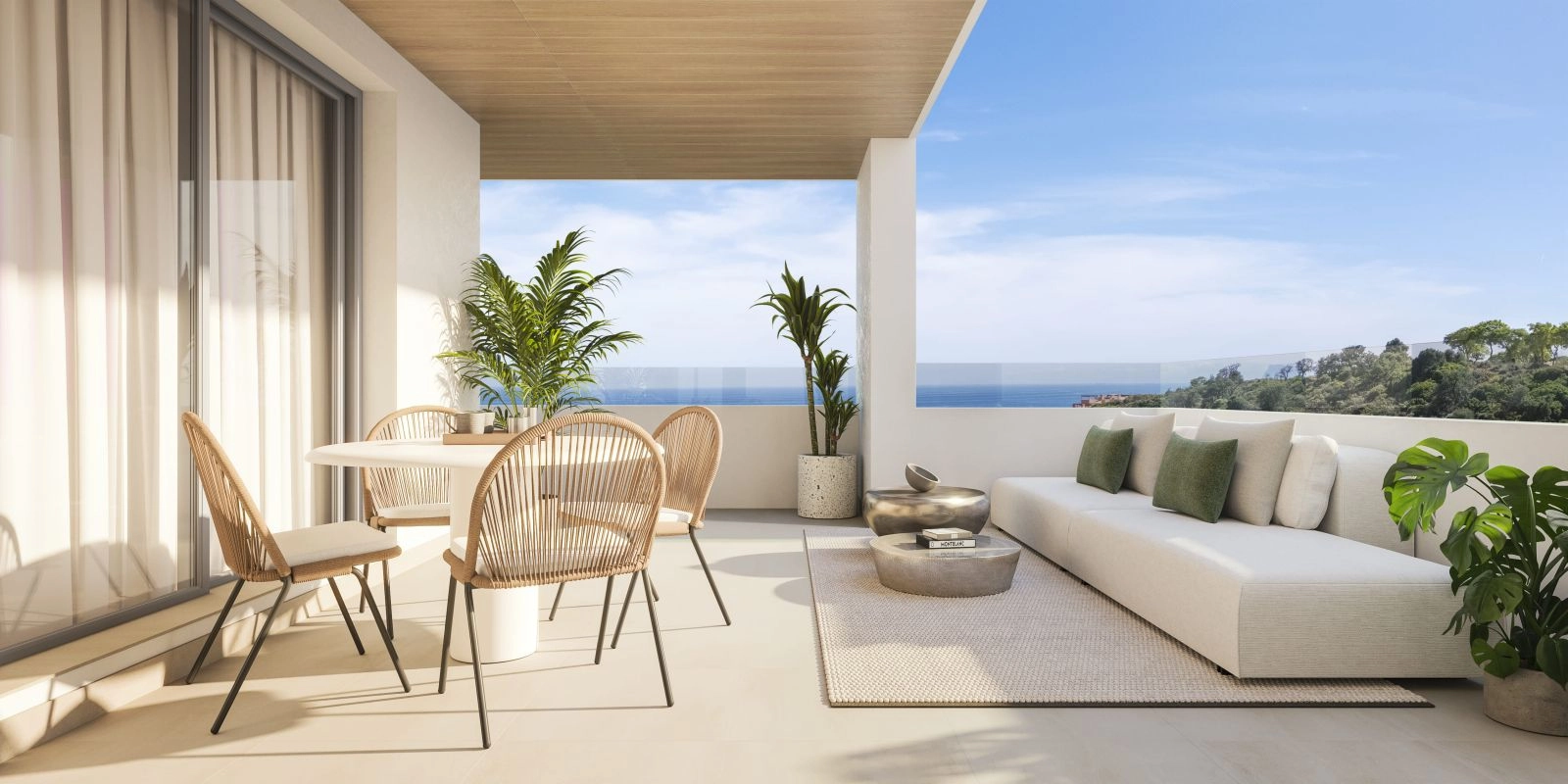 Relájese y desconecte en su terraza cubierta, que ofrece un refugio de paz con impresionantes vistas al Mediterráneo.