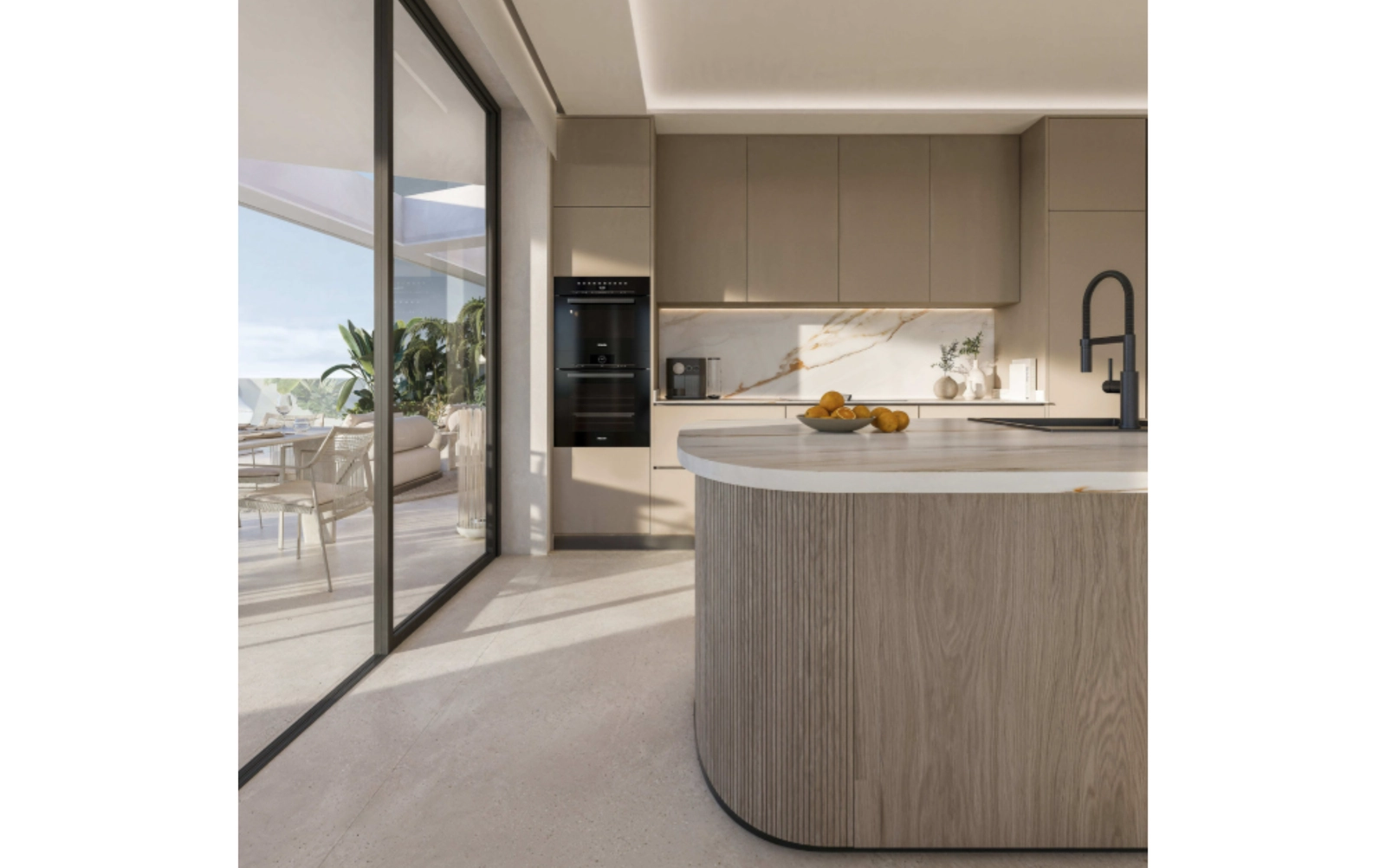 Una cocina moderna y de alta calidad diseñada tanto para el día a día como para recibir invitados.
