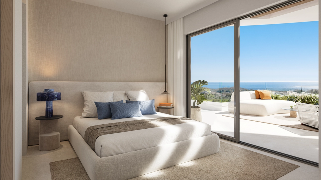 Despiértese con impresionantes vistas al mar desde la comodidad de su sereno dormitorio principal.