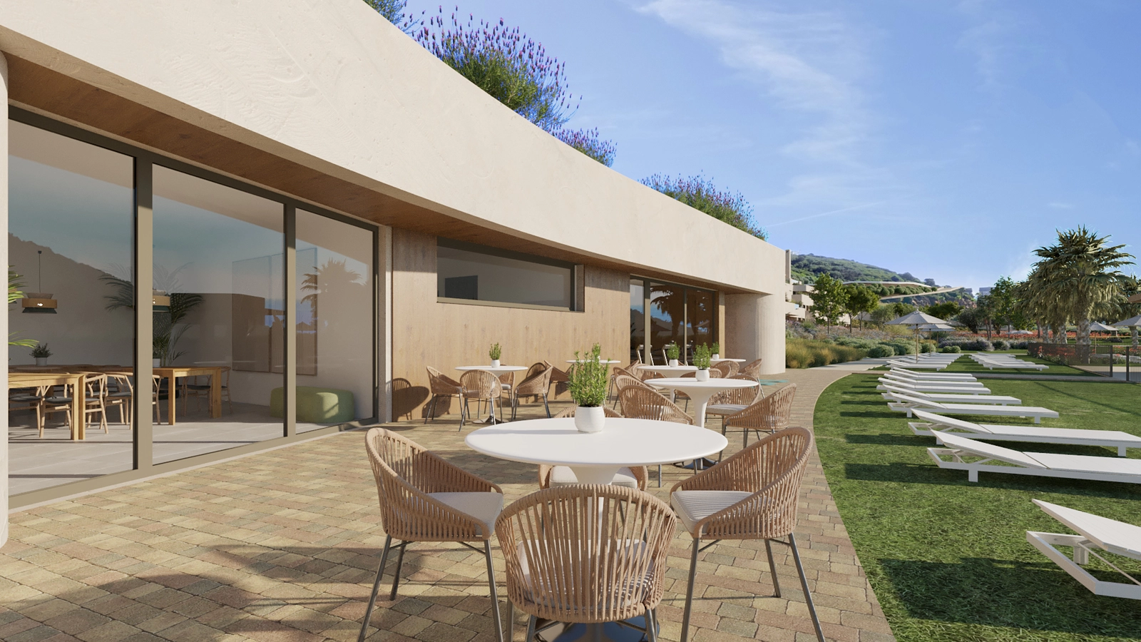 Relájese en la terraza del club social de residentes.