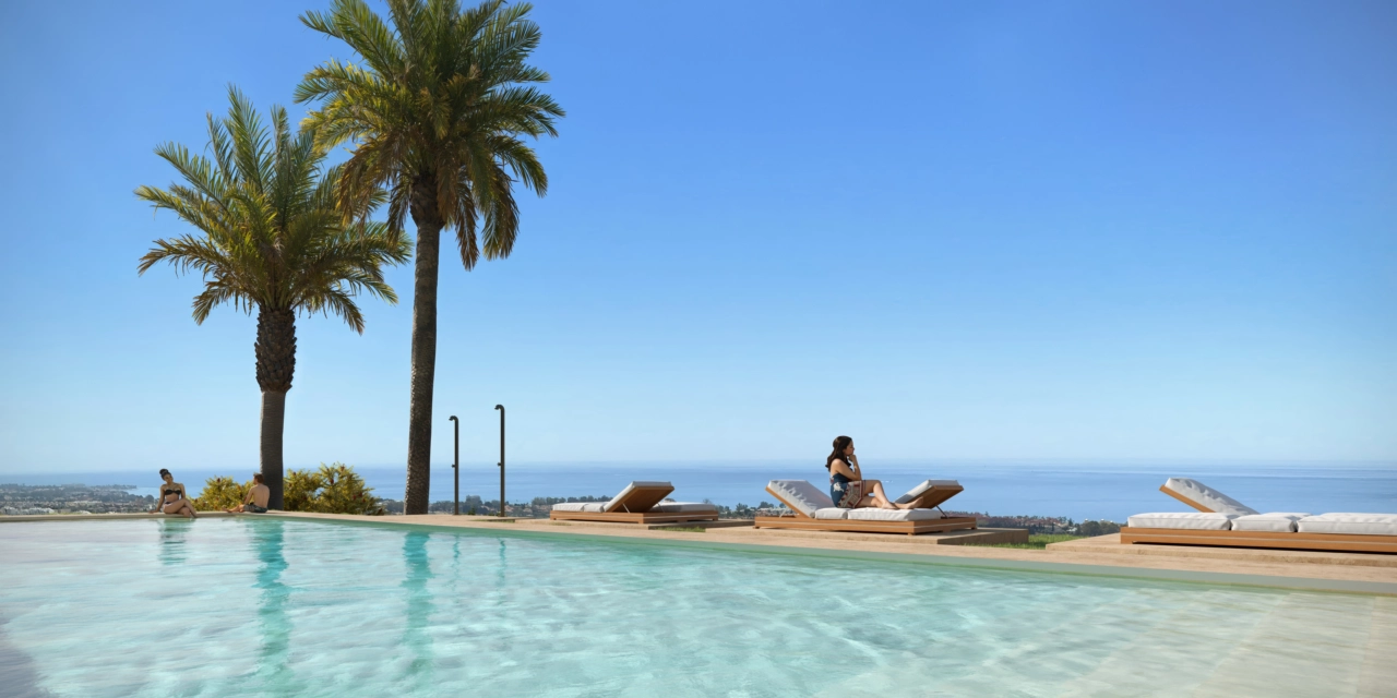 Disfrute del sol del sur de España desde la piscina infinita con vistas al mar.