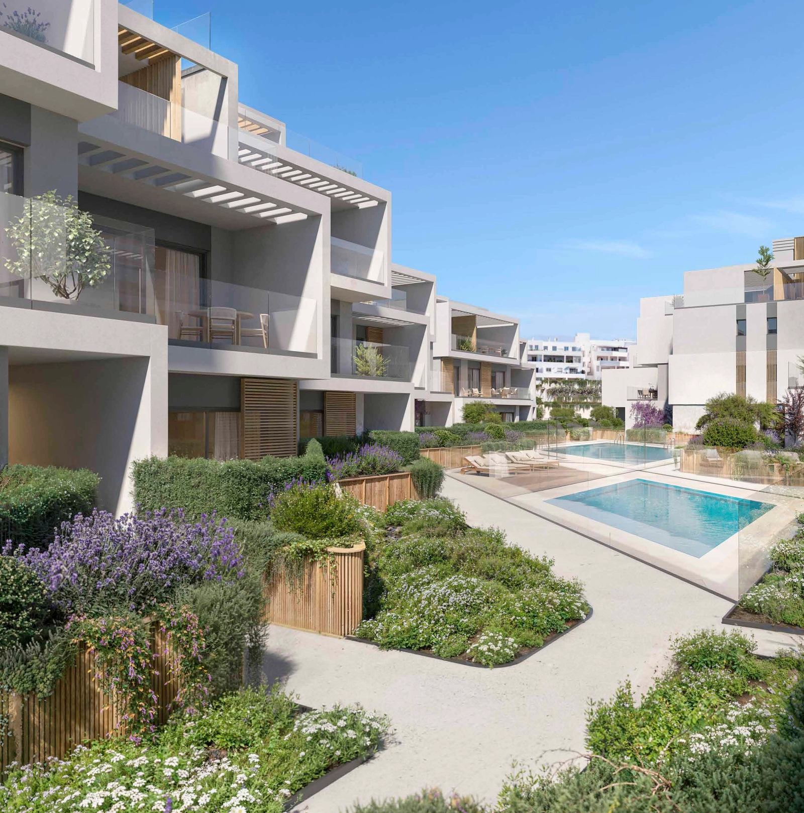 Jardines bellamente diseñados crean un ambiente tranquilo y natural en toda la comunidad.