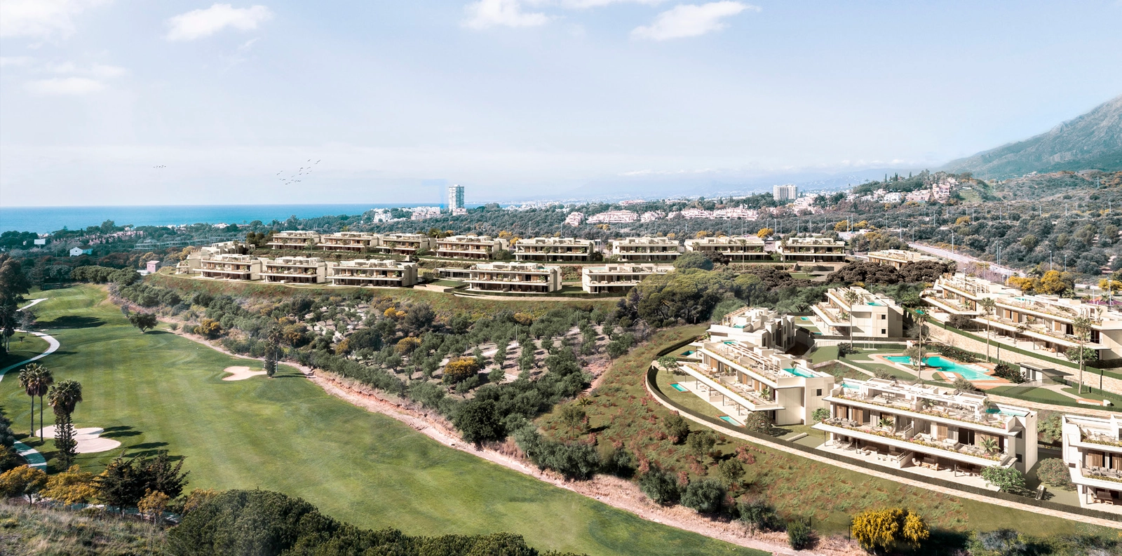 Disfrute de espectaculares vistas al campo de golf de Santa Clara y al mar Mediterráneo desde su terraza privada.
