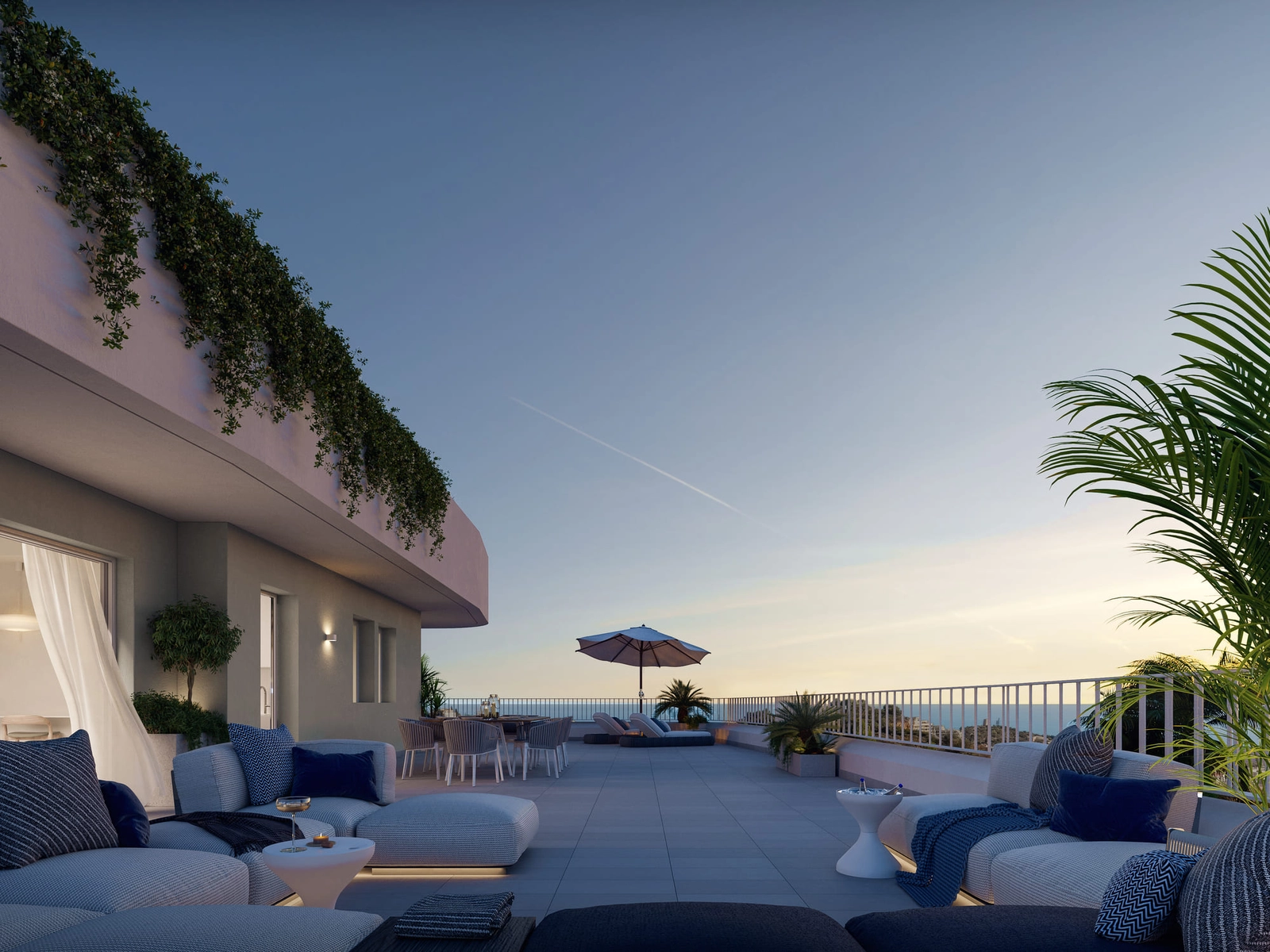 Imagine noches de relax en esta amplia terraza en la azotea, con increíbles vistas del atardecer sobre la Costa del Sol.